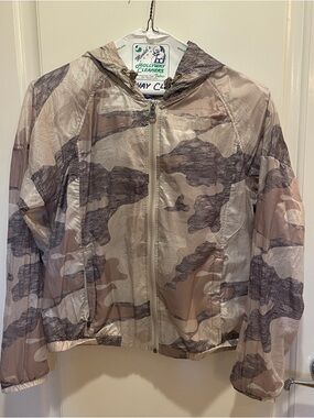 Joy Lab Lightweight Beige Camo Hooded Windbreaker Jacket